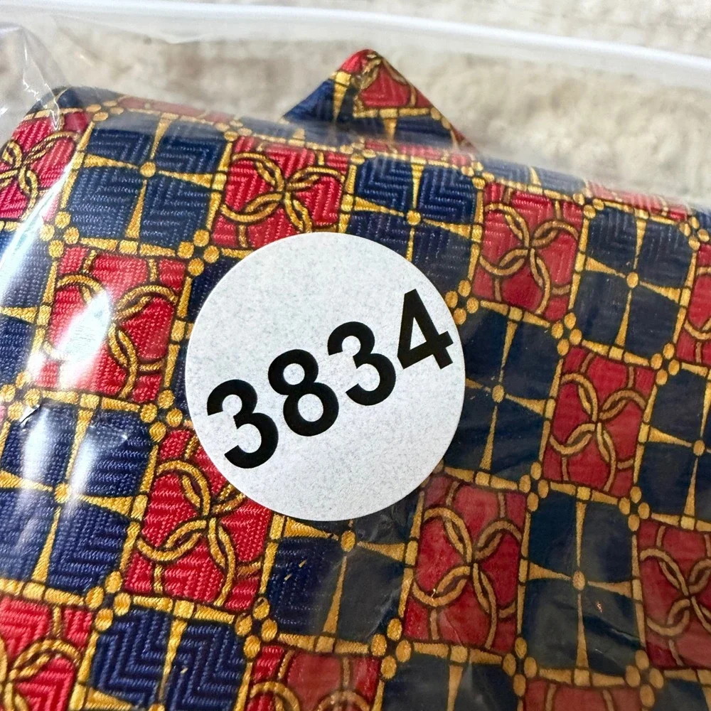 Giampiero Valenti Necktie Mens OS Red‎ Blue Gold Silk Geometric Made in Italy